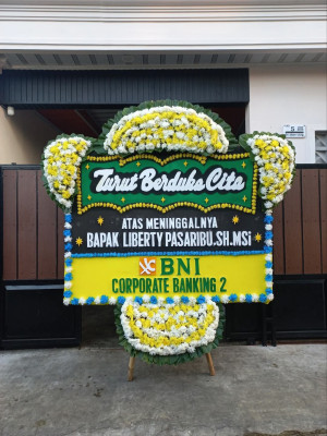 Papan Bunga Duka di Suryodiningratan