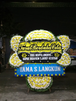 Papan Bunga Duka di Suryodiningratan