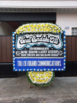 Papan Bunga Duka di Suryodiningratan